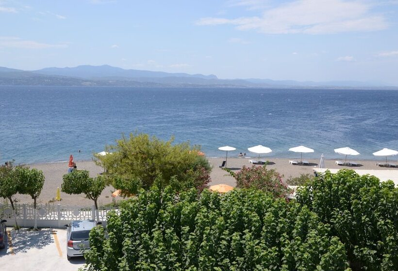 Hotel Pansion Akrogiali