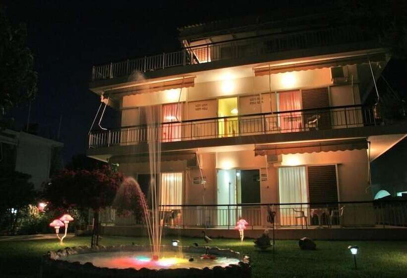 Hotel Pansion Akrogiali