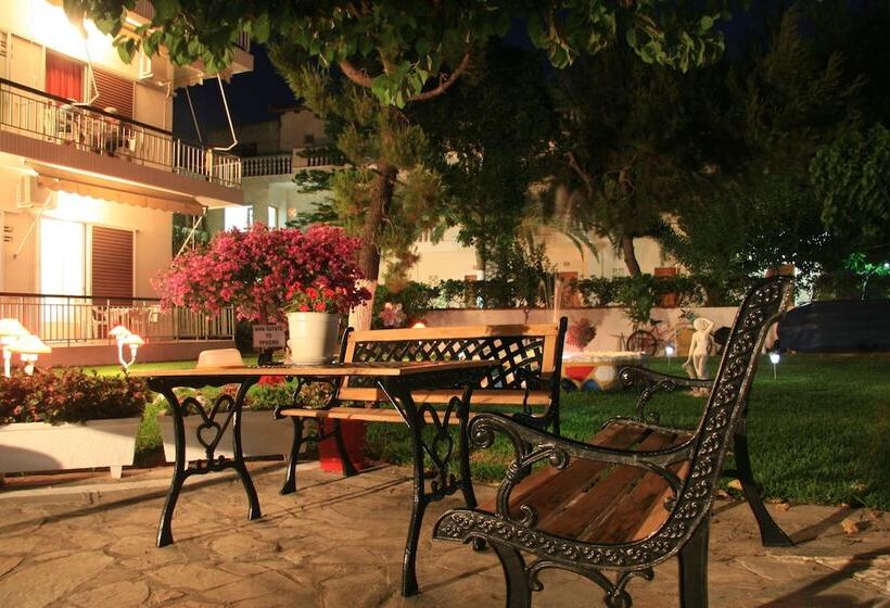 Hotel Pansion Akrogiali