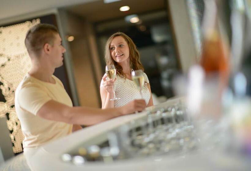 Aura Hotel   Adults Only