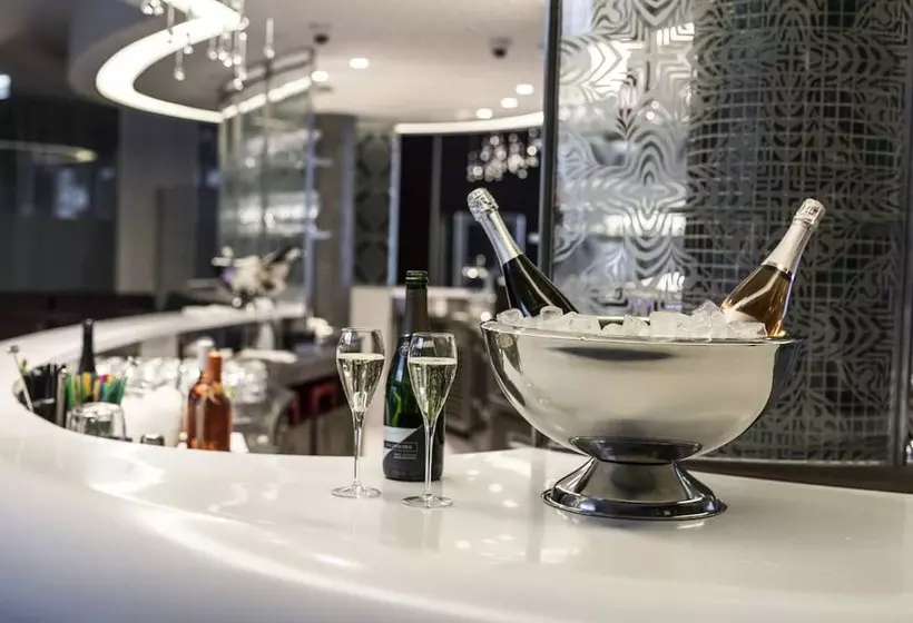 Aura Hotel   Adults Only