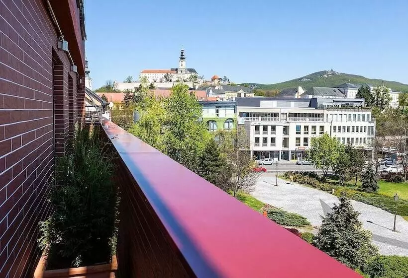 Hotelli Centrum With Free Parking