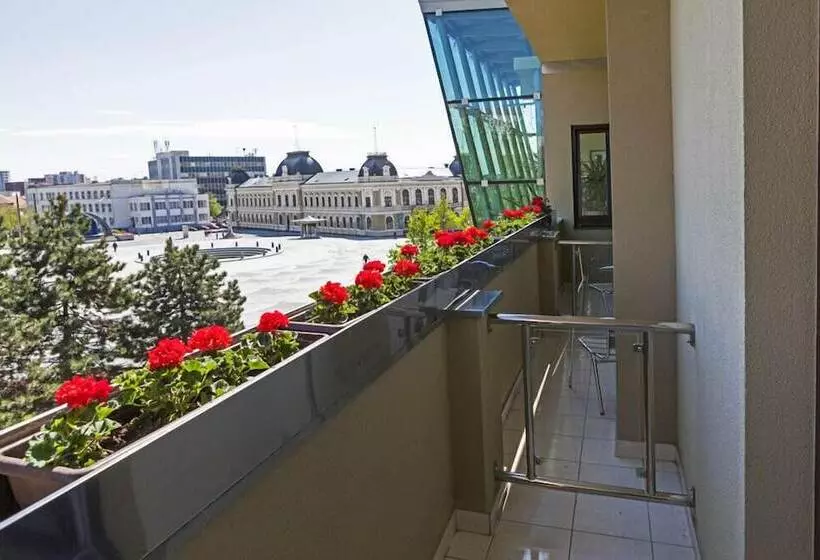 Hotelli Centrum With Free Parking