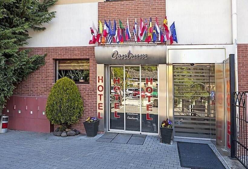 فندق Centrum With Free Parking