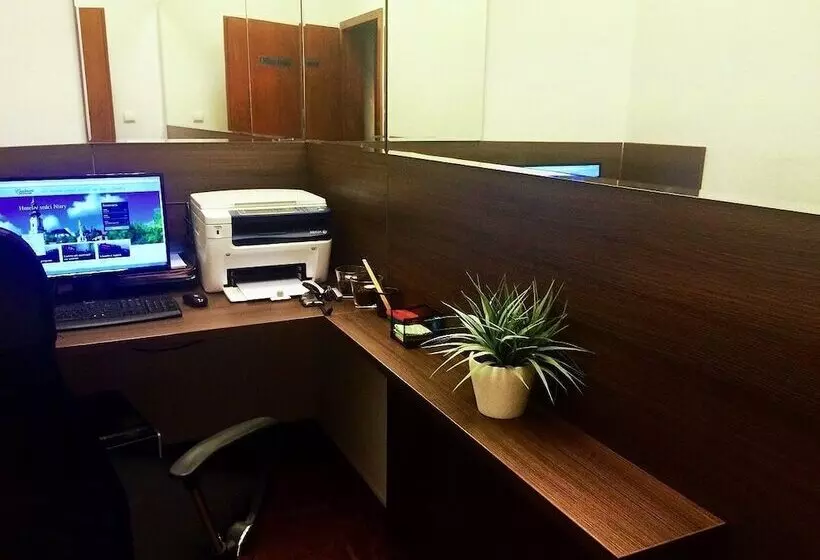 Hotelli Centrum With Free Parking