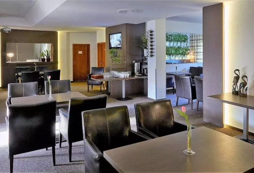 Hotelli Centrum With Free Parking