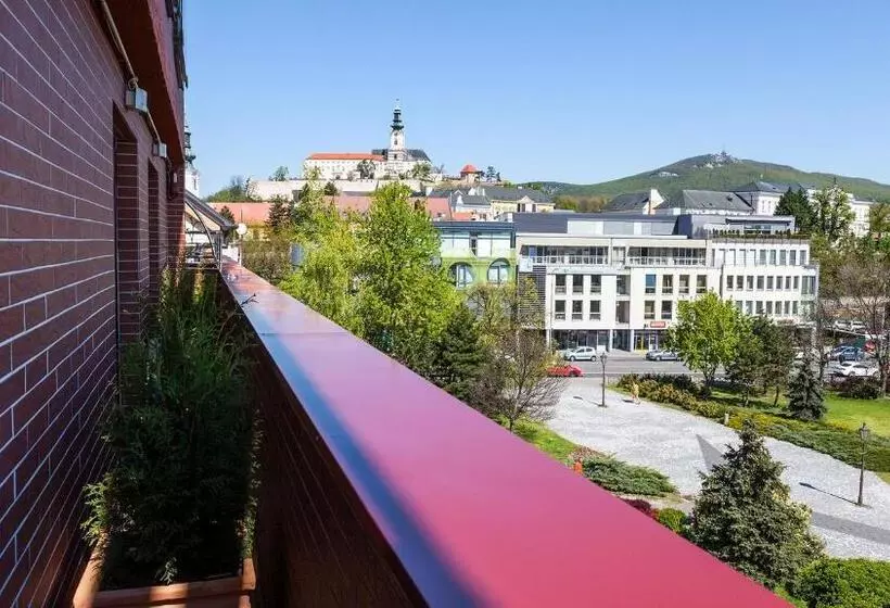 Hotelli Centrum With Free Parking