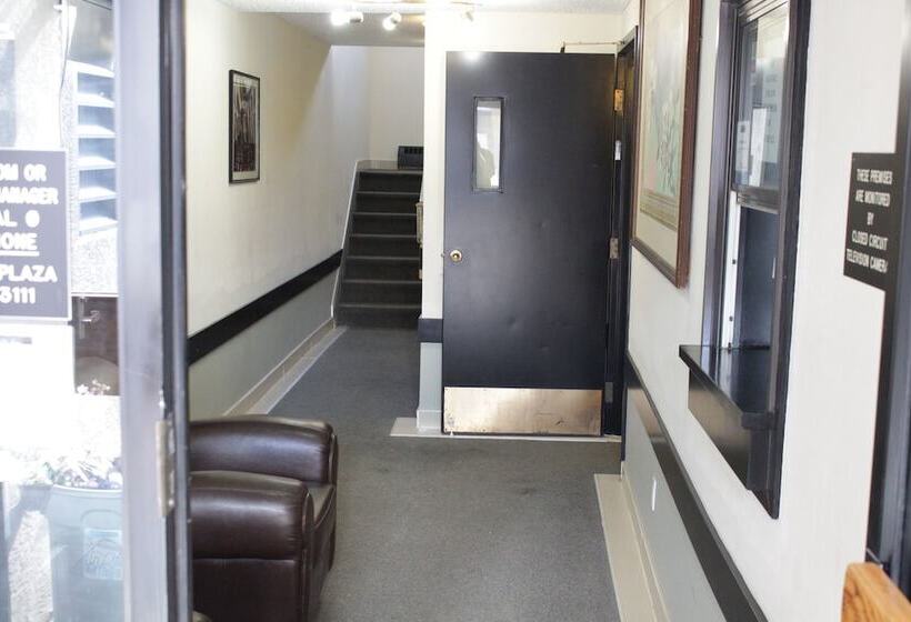 호텔 Morinville Plaza & Suites