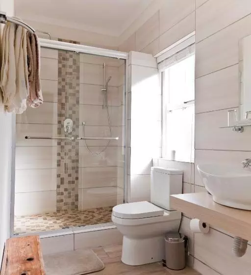 Lady Loch Country House