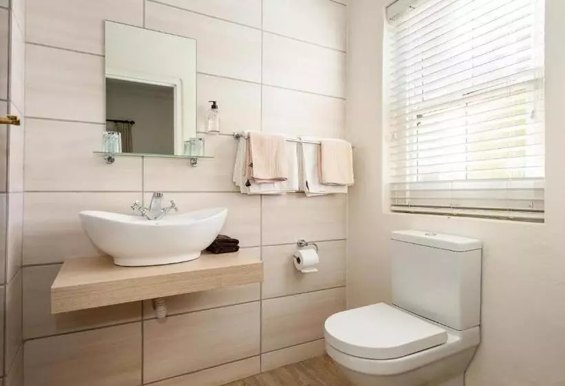 Lady Loch Country House