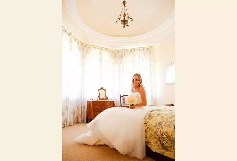 Luxury Apartments At Brookleigh