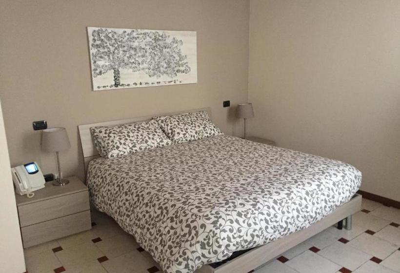 פנסיון B&b Via Garibaldi