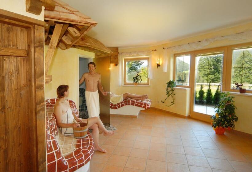 Pensionat Landhaus Kirchgasser