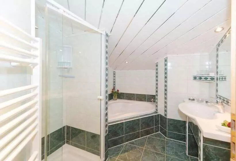 Majatalo Landhaus Kirchgasser