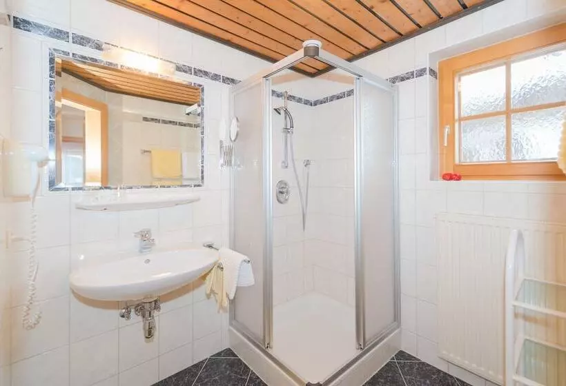 Majatalo Landhaus Kirchgasser