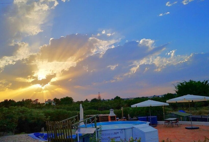 Pensione Quintinha Da Foz Guest House