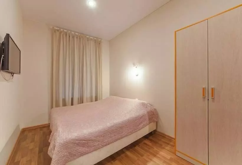 Samsonov Hotel On Goncharnaya 8