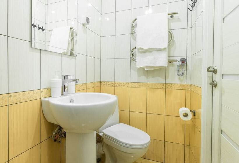 Samsonov Hotel On Goncharnaya 8