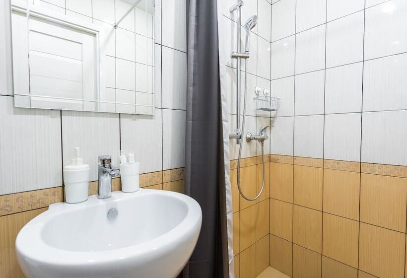 Samsonov Hotel On Goncharnaya 8