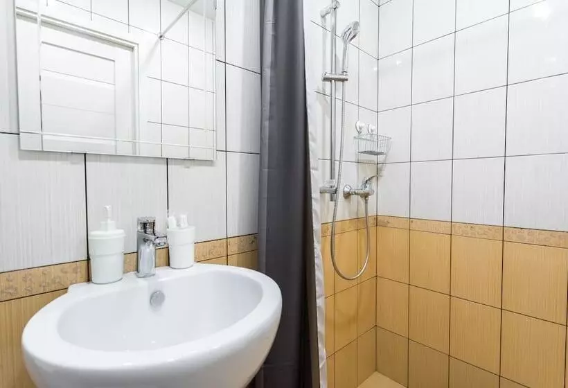 Samsonov Hotel On Goncharnaya 8