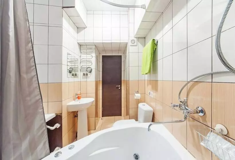 Samsonov Hotel On Goncharnaya 8