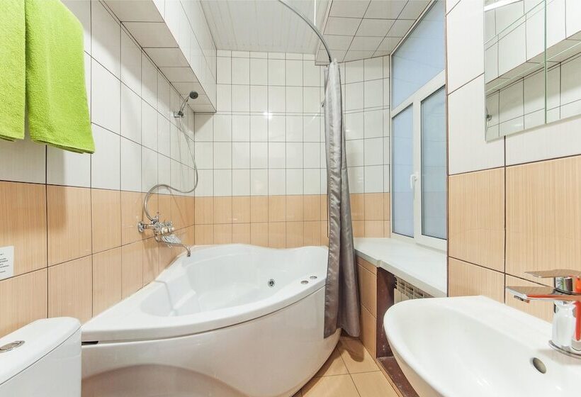 Samsonov Hotel On Goncharnaya 8