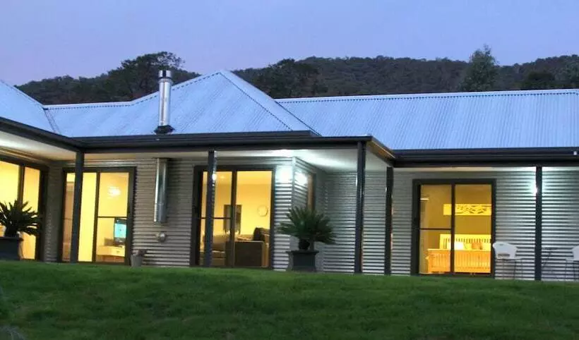 3 Bells Alpine Cottage