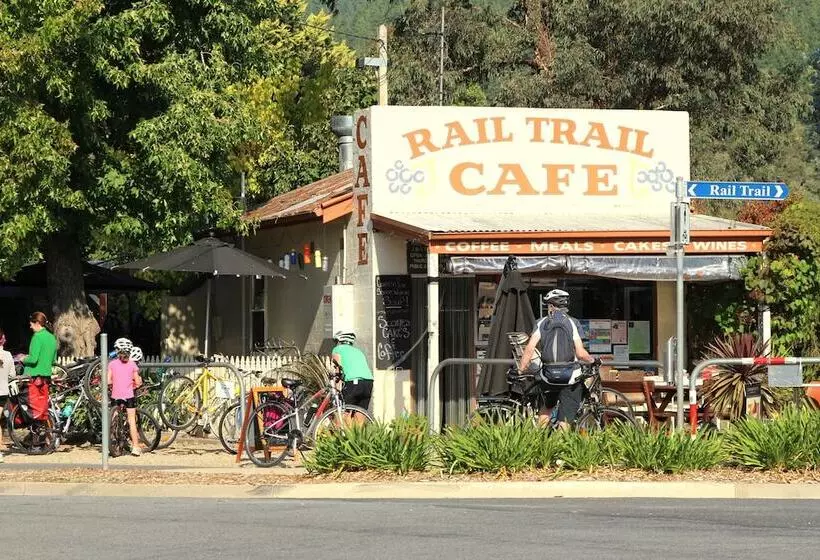 3 Bells Alpine Cottage