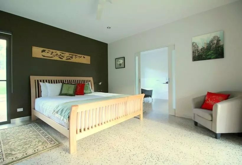 3 Bells Alpine Cottage