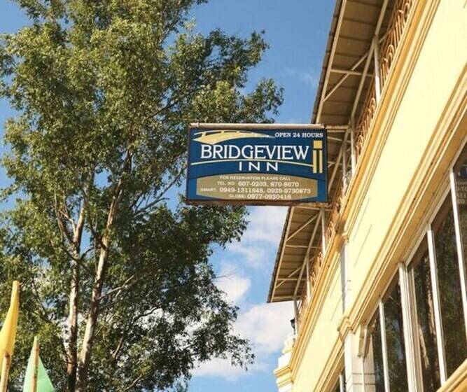 Bridgeview Inn