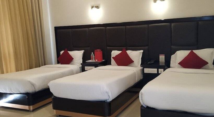 酒店 Chandra Grand