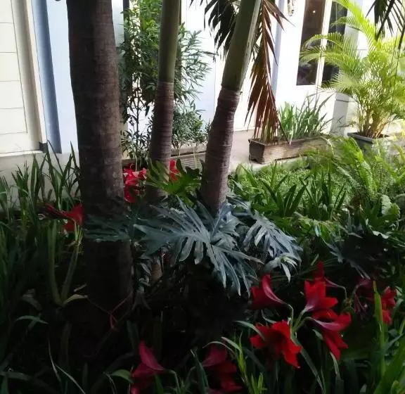Hotelli Clover Homestay