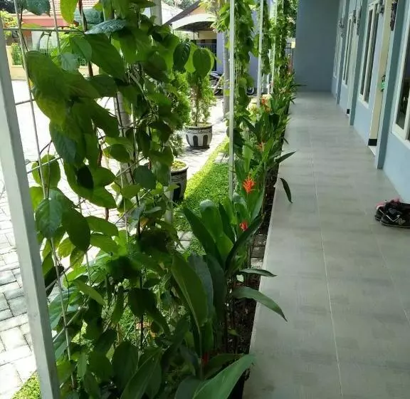 Hotelli Clover Homestay