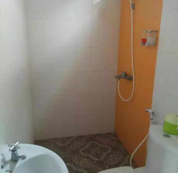 Hotelli Clover Homestay
