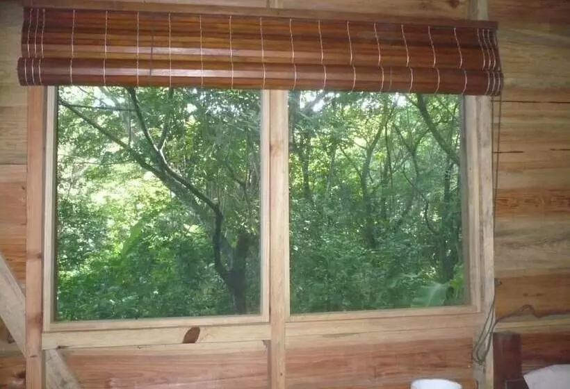 هتل Mombacho Lodge