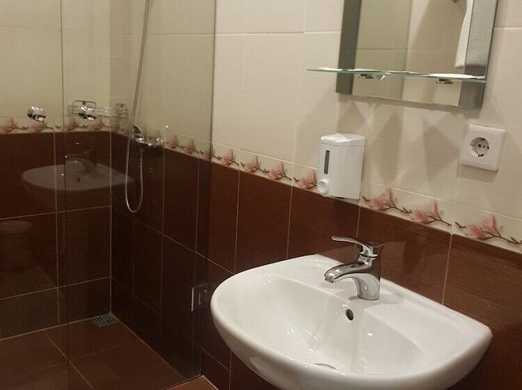 Отель On Mokhovoy