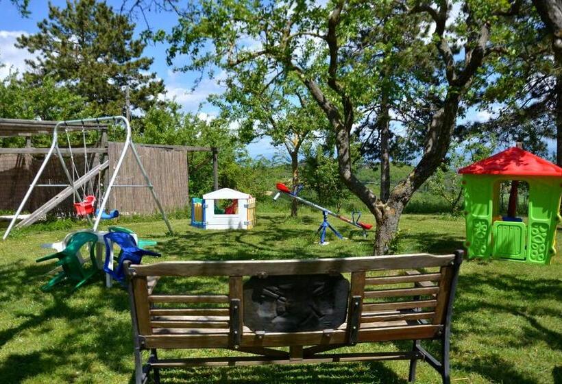 فندق ريفى Agriturismo Il Casalone