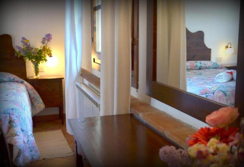 فندق ريفى Agriturismo Il Casalone