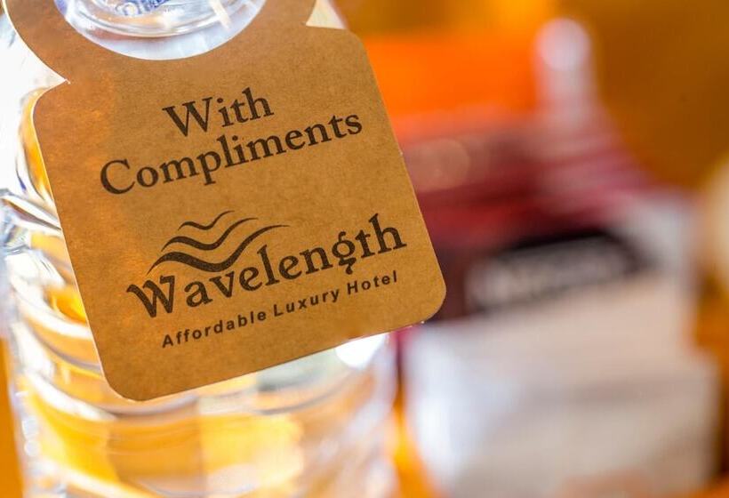 Отель Wavelength