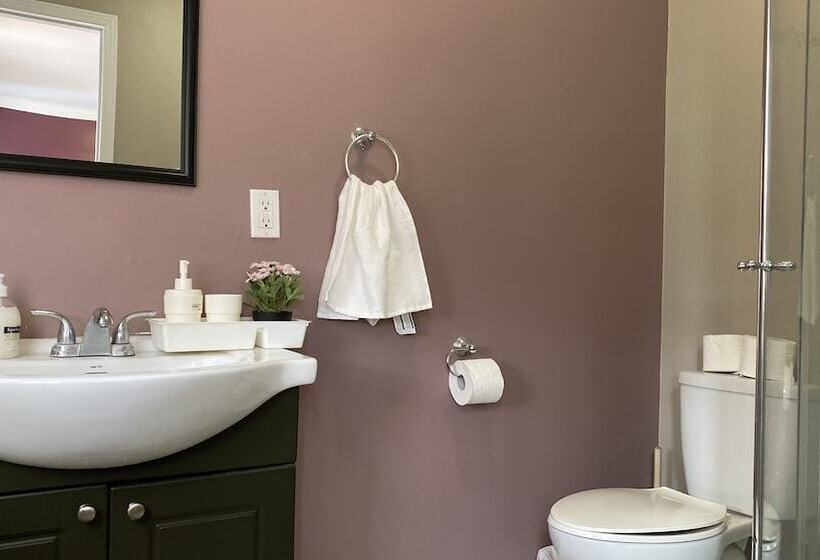 Pensionat Kashaneh Guest House 27 Greenbriar