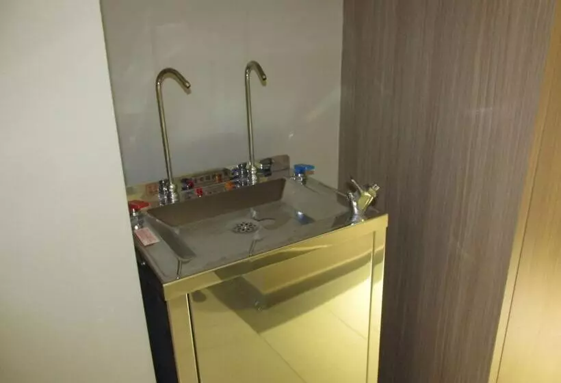 ホテル 99  Bandar Puteri Puchong