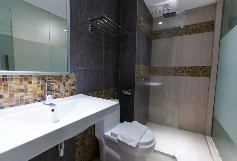 ホテル 99  Bandar Puteri Puchong