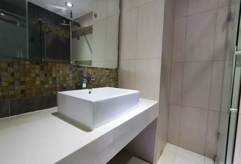ホテル 99  Bandar Puteri Puchong