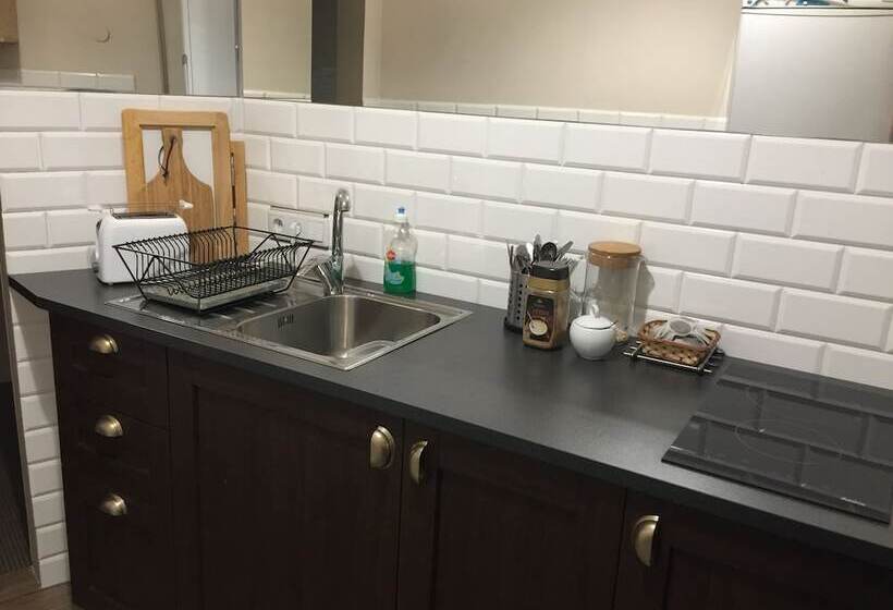 هتل Sentral Apartments