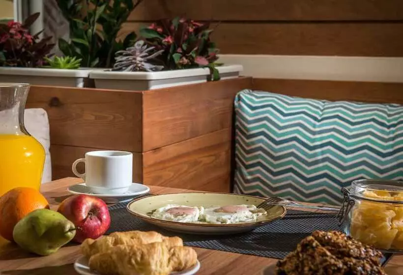 ホテル Infinity City Boutique