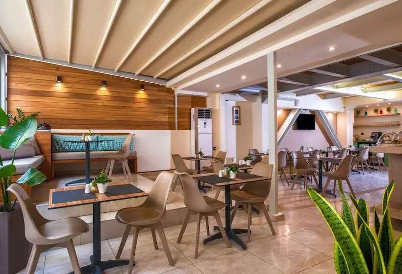 ホテル Infinity City Boutique