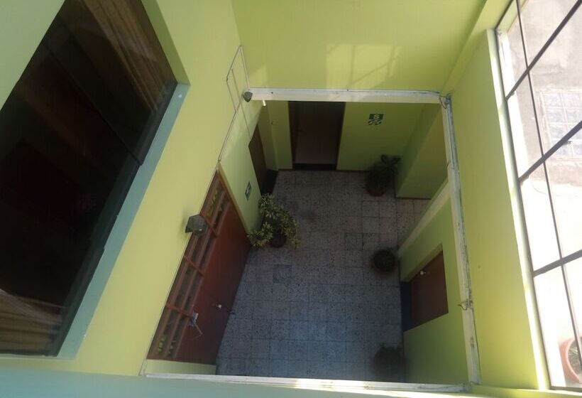 هتل La Posada De San Pedro