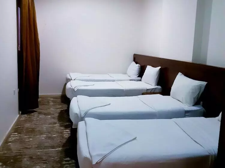 Hotelli Manarat Al Eman