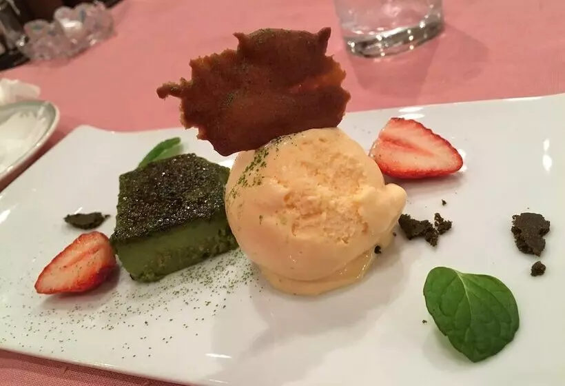 Petit Hotel Enchante