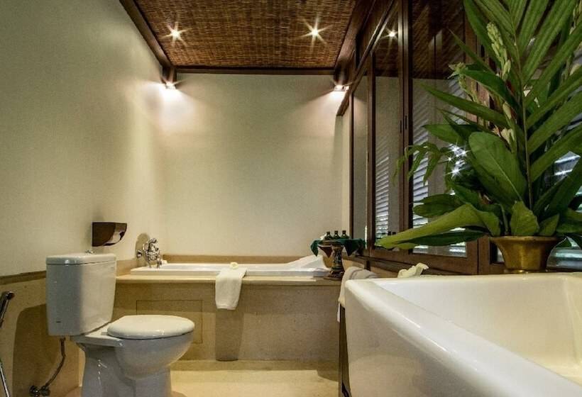 Отель The Bali Purnati Center For The Arts